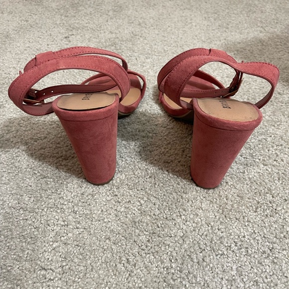 BAMBOO Women's Pink Strappy Heels - Picture 3 of 4